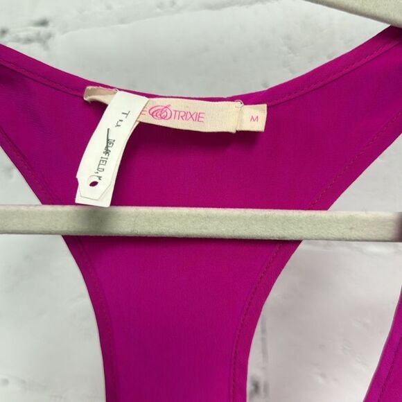 Elegant Hot Pink Sleeveless Tank - Alice & Trixie LIKE NEW - Medium - 100% Silk - Picture 2 of 4